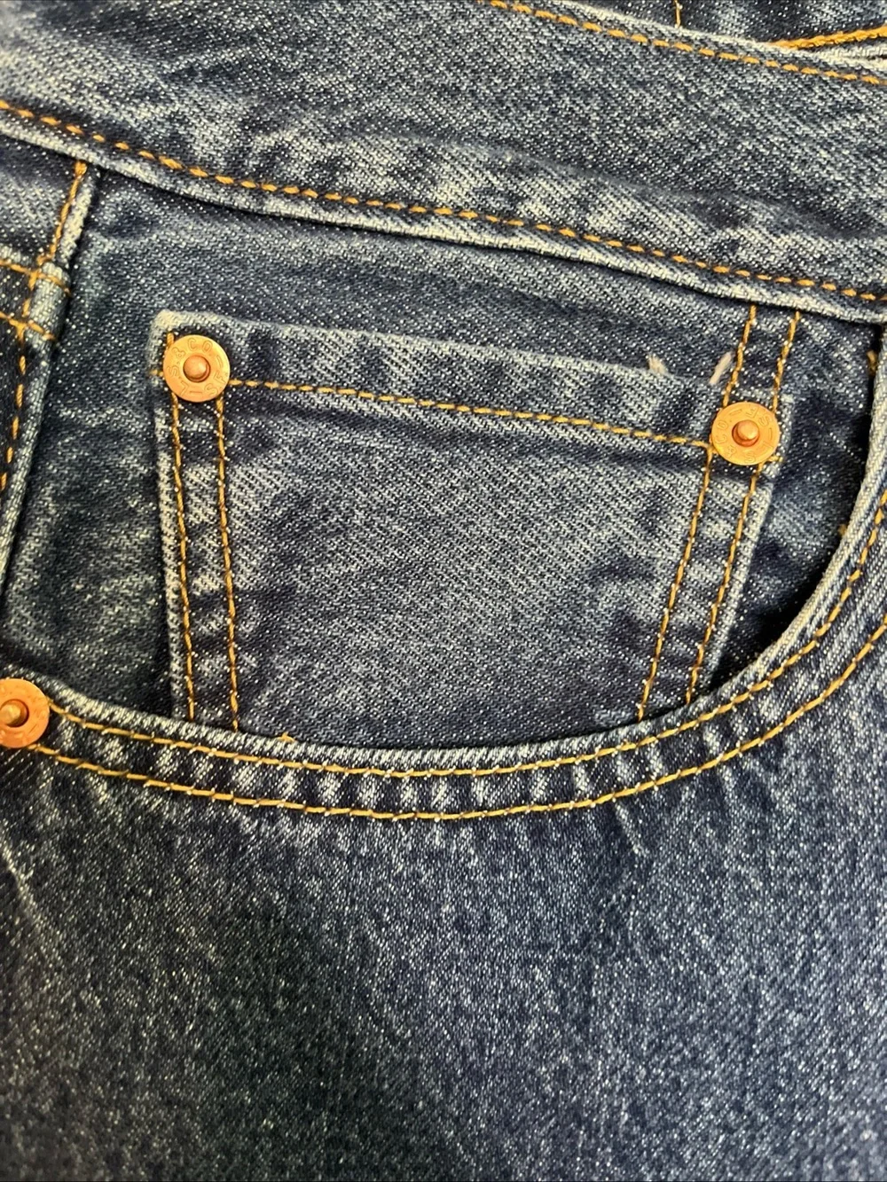 Levi’s 501 Button Fly Mens Jeans 33/34 Straight leg